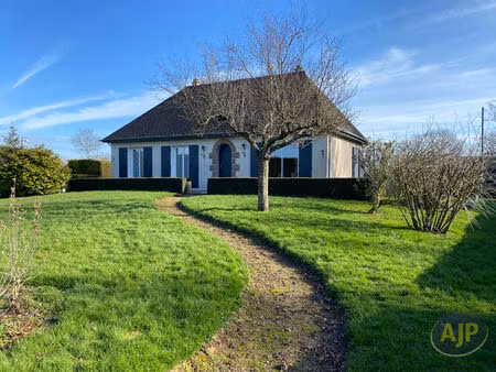 maison avec parc de 2 ha le bourg d'iré