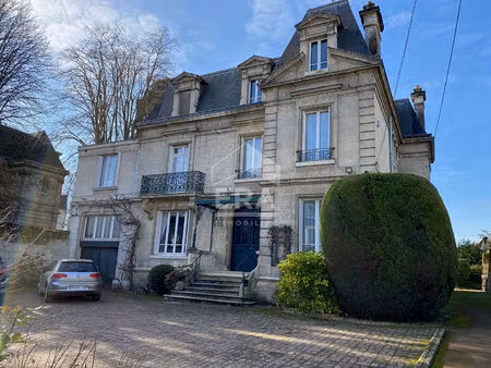 20630 - en centre ville grande maison bourgeoise à vendre en viager