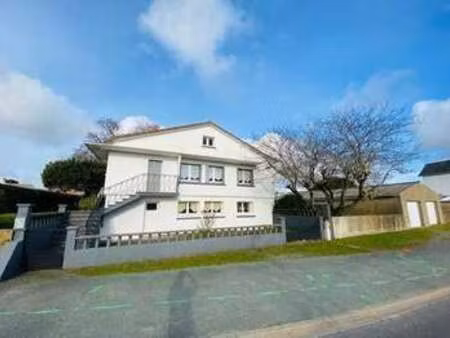 vente maison à soullans (85300) : à vendre / 167m² soullans