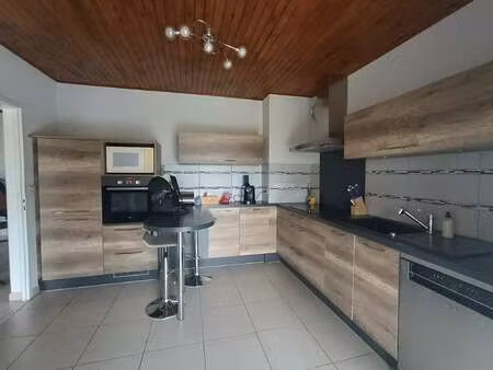 vente maison à vairé (85150) : à vendre / 158m² vairé