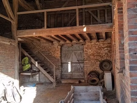 maison à vendre au centre ville de vendeuvre-sur-barse aube