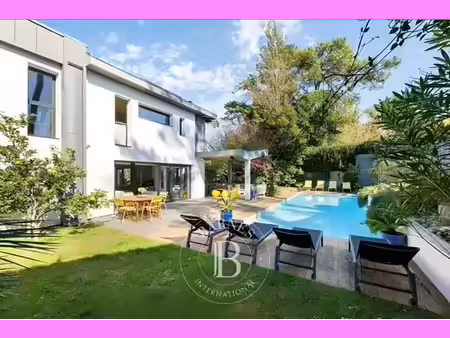 maison de luxe de 240 m2 en location anglet  france