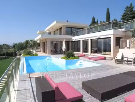 maison de prestige de 350 m2 en location cannes la bocca  cannes  provence-alpes-côte d'az
