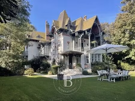 villa de 7 pièces de luxe en location deauville  france