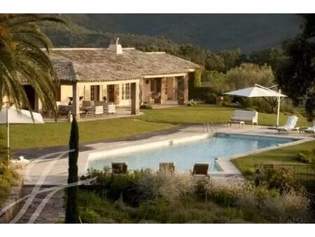 maison de luxe de 500 m2 en location fréjus  france