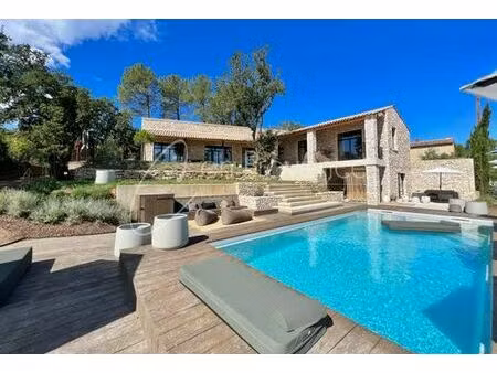 maison de luxe de 330 m2 en location gordes  provence-alpes-côte d'azur