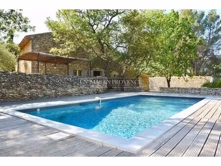 villa de luxe en location lacoste  provence-alpes-côte d'azur