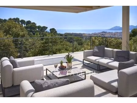 maison de 6 pièces de luxe en location à le cannet  provence-alpes-côte d'azur