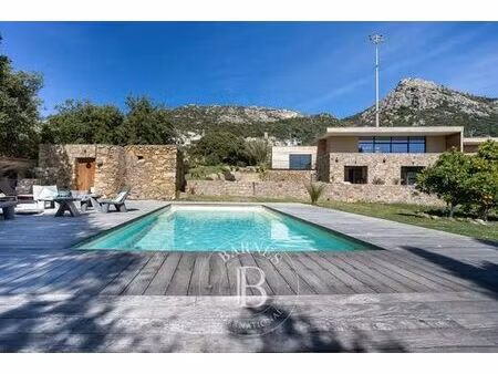 villa de luxe en location lumio  corse
