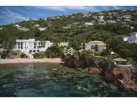 maison de 5 chambres de luxe en location à agay  france