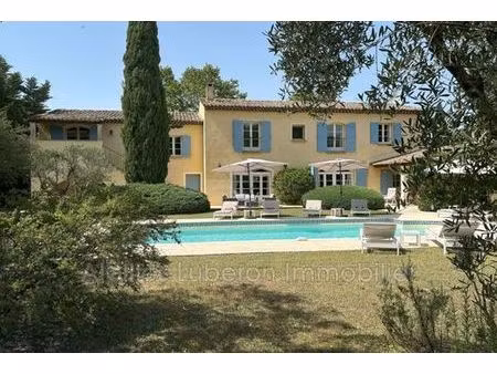 villa de luxe en location saint-rémy-de-provence  provence-alpes-côte d'azur