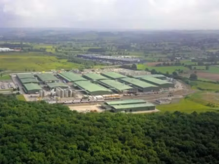 terrain industriel 160000m2