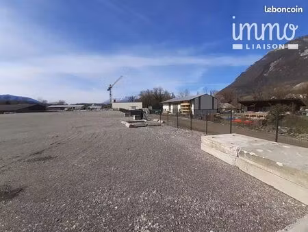 terrain 9600 m² arbin