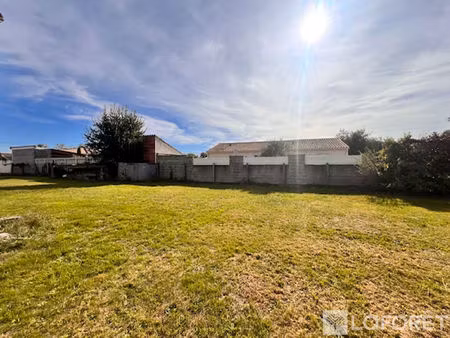 terrain 829m² - emprise 30% - saint-loubès - proximité gare
