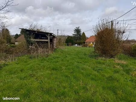 terrain 885 m² elnes