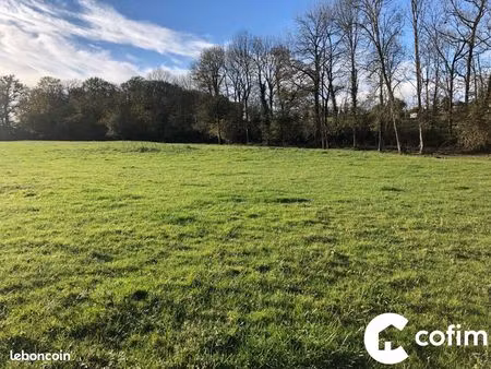 terrain 1306 m² eslourenties-daban