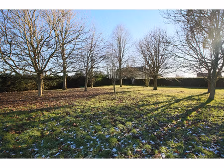 terrain à bâtir de 863 m2 à 5 minutes de bayeux