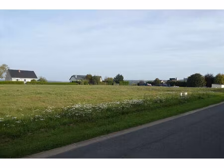 terrain a bâtir de 1306 m2 à saint-marceau
