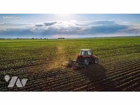 bien agricole 51800 m² feugeres