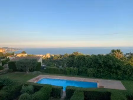 location appartement 1 pièce 25 m² à nice (06200)