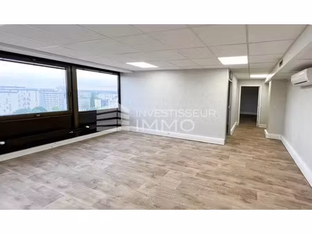 bureau 18 m² à louer - sucy-en-brie (94) - secteur boissy-saint-léger - climatisé  rénové 