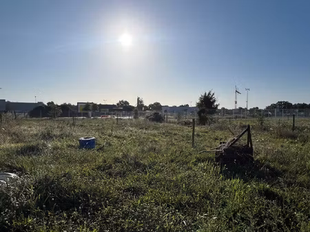 'dernière parcelle disponible à la chapelle-achard  terrain