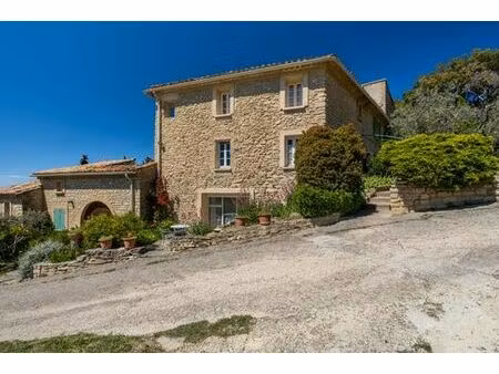 villa de luxe de 10 pièces en vente saint-pierre-de-vassols  provence-alpes-côte d'azur