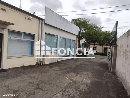 local commercial 150 m²