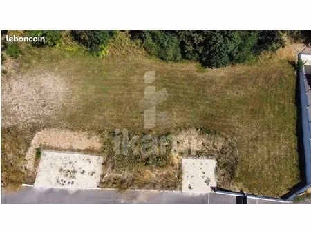 terrain 430 m² eymeux
