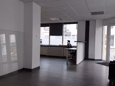 location locaux professionnels 120 m² à saint-die-des-vosges (88100)  930 €
