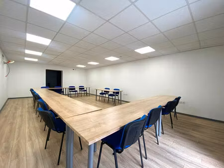 vente local commercial 175m2 pau 64000 - 149000 € - surface privée