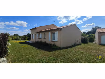 maison plain-pied berneuil