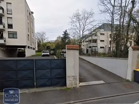 parking à louer - saint-jean-de-braye (45) - 55€