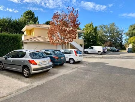 location appartement 2 pièces 51 m² à lesparre-médoc (33340)