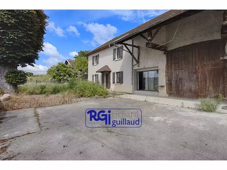 vente maison saint-didier-de-la-tour 38110 - - surface privée