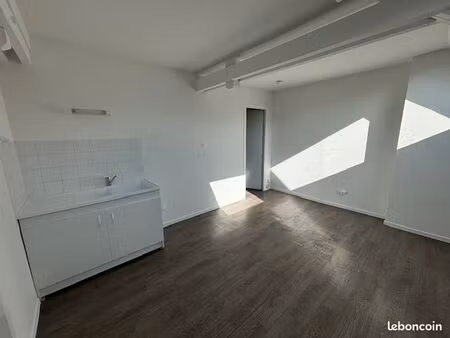location appartement non meublé 1 pièce de 33m² à saulzoir