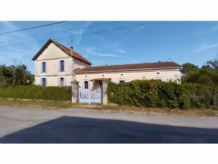 vente maison 6 pièces 205 m² à razac-sur-l'isle (24430)  272 000 €
