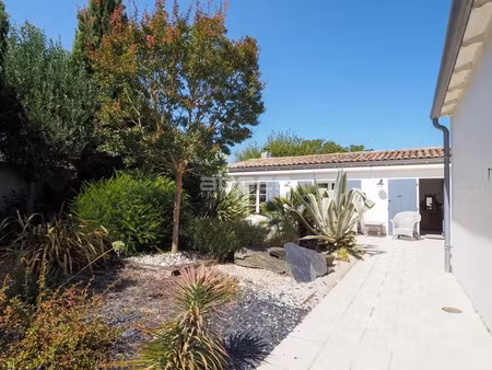 vente maison 4 pièces 117.3 m² à le bois-plage-en-re (17580)  895 000 €