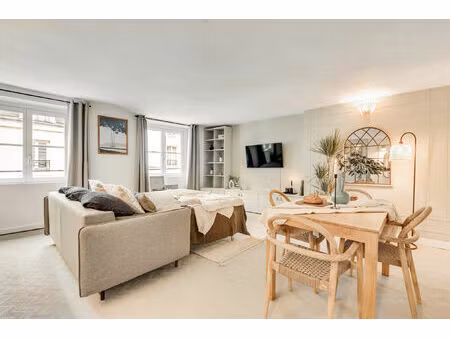 salina - studio à saint-germain-des-prés