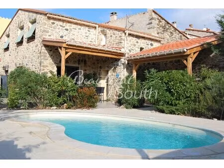 maison de village en pierre avec jardin et piscine  sournia