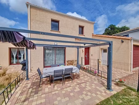 vente commerces et mer à pied - 4 chambres