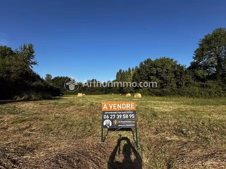 vente terrain 8611 m2 à saint-astier