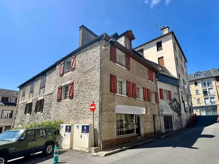 vente maison 6 pièces 140m2 espalion 12500 - 139000 € - surface privée