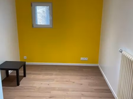 location local professionnel 13m2 pour professions paramédicales