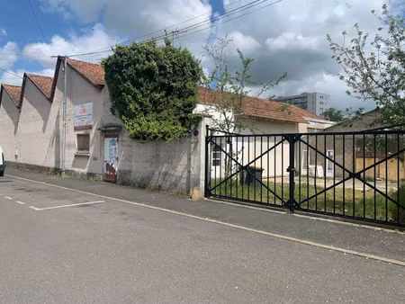 vente locaux professionnels 622 m² à montereau-fault-yonne (77130)  415 000 €
