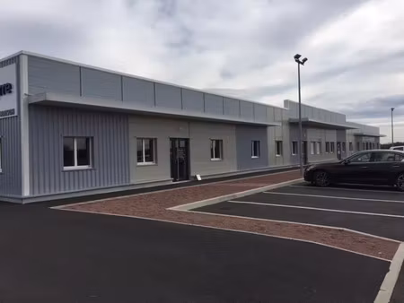 location locaux professionnels 0 pièces 101 m² à saint-maur (36250)  1 000 €