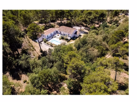 vente maison 5 pièces 200 m² jouques (13490)