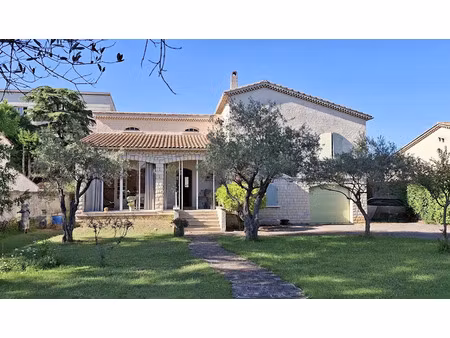 vente maison 7 pièces 152 m² à pierrelatte (26700)  263 000 €