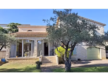 vente maison 7 pièces 152 m² à pierrelatte (26700)  293 000 €