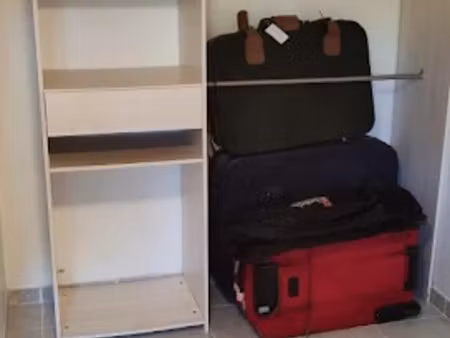 location meublée appartement 3 pièces 50 m² à saint-saturnin (18370)  400 €